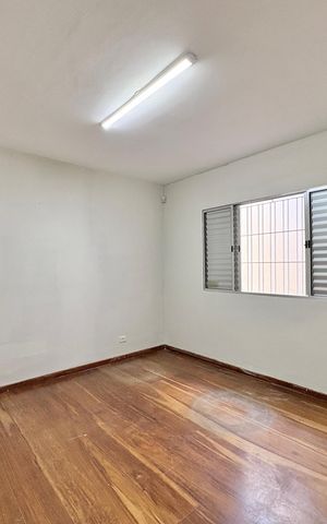 Casa à venda com 230m², 4 quartos e 5 vagas Casa à venda com 230m², 4 quartos e 5 vagasSuíte 2