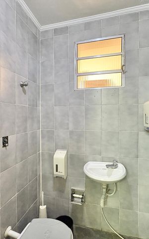 Casa à venda com 230m², 4 quartos e 5 vagas Casa à venda com 230m², 4 quartos e 5 vagasLavabo da Garagem