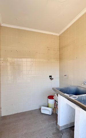 Casa à venda com 230m², 4 quartos e 5 vagas Casa à venda com 230m², 4 quartos e 5 vagasÁrea de Serviço