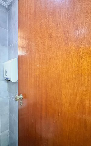 Casa à venda com 230m², 4 quartos e 5 vagas Casa à venda com 230m², 4 quartos e 5 vagasLavabo da Garagem