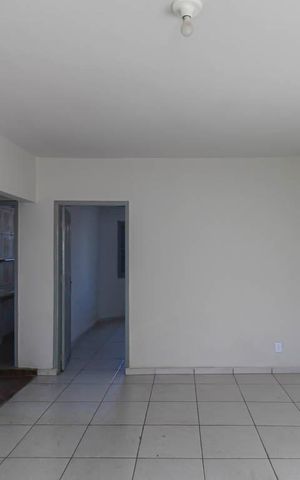 Apartamento para alugar com 90m², 3 quartos e sem vaga