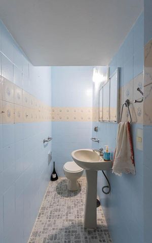 Casa à venda com 153m², 3 quartos e 1 vagaBanheiro de serviço 1