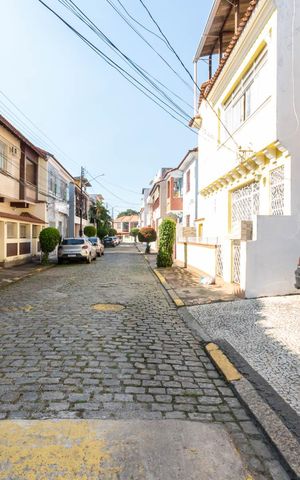 Casa à venda com 153m², 3 quartos e 1 vagaVista da Rua
