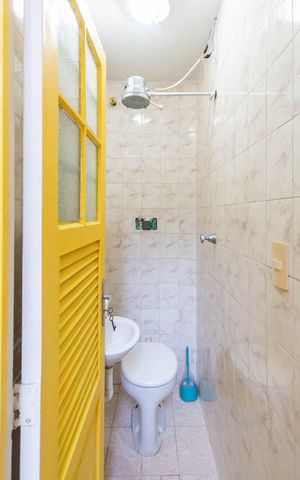 Casa à venda com 153m², 3 quartos e 1 vagaBanheiro de serviço 2