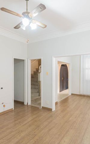Casa à venda com 153m², 3 quartos e 1 vagaSala