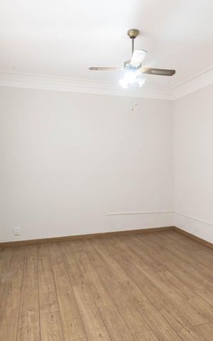 Casa à venda com 153m², 3 quartos e 1 vagaSala