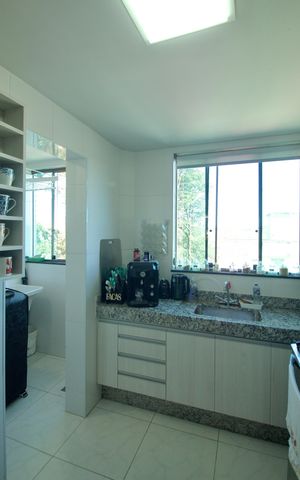 Apartamento à venda com 84m², 3 quartos e 1 vaga Apartamento à venda com 84m², 3 quartos e 1 vagaCozinha