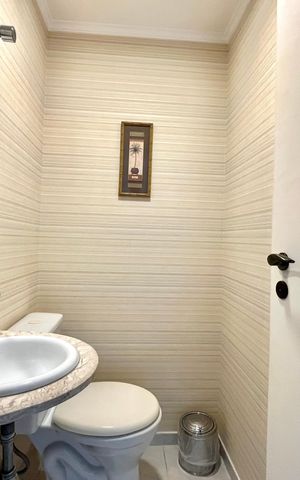 Apartamento para alugar com 183m², 4 quartos e 4 vagasLavabo
