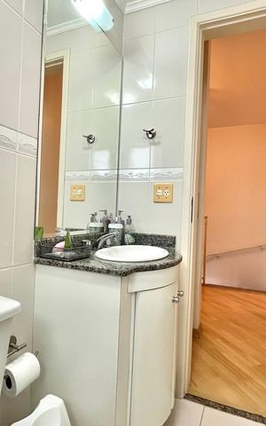 Apartamento para alugar com 183m², 4 quartos e 4 vagasBanheiro Corredor