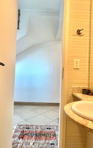 Apartamento para alugar com 183m², 4 quartos e 4 vagasLavabo
