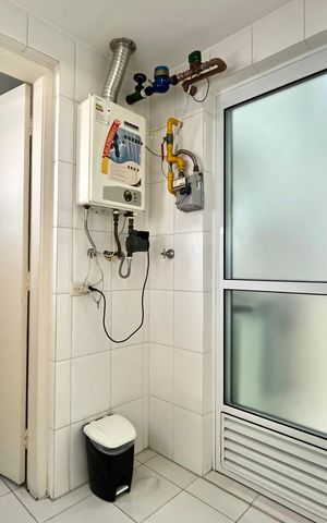 Apartamento para alugar com 183m², 4 quartos e 4 vagasÁrea de Serviço