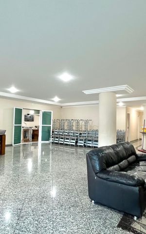 Apartamento para alugar com 183m², 4 quartos e 4 vagasÁrea comum - Salão de festas