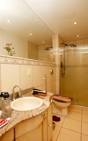 Apartamento para alugar com 92m², 2 quartos e 1 vagaBanheiro 1