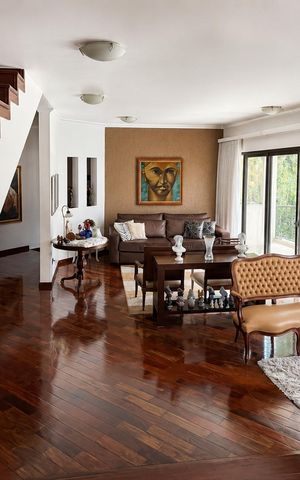 Casa à venda com 400m², 4 quartos e sem vaga Casa à venda com 400m², 4 quartos e sem vagaSala