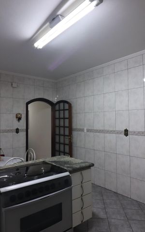 Casa à venda com 168m², 4 quartos e 2 vagasCopa e Cozinha 