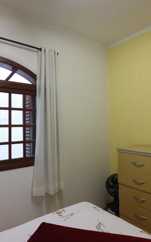Casa à venda com 168m², 4 quartos e 2 vagasQuarto 4