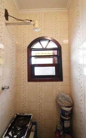 Casa à venda com 168m², 4 quartos e 2 vagasBanheiro de serviço