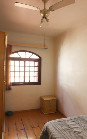 Casa à venda com 168m², 4 quartos e 2 vagasQuarto 3