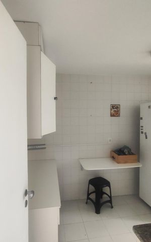 Apartamento à venda com 77m², 2 quartos e 1 vaga