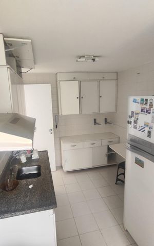 Apartamento à venda com 77m², 2 quartos e 1 vaga