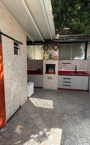 Casa de condomínio à venda com 59m², 2 quartos e 2 vagas Casa de condomínio à venda com 59m², 2 quartos e 2 vagasArea de churrasco
