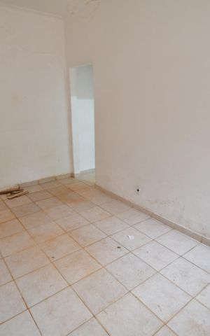 Casa à venda com 60m², 1 quarto e 8 vagasSala
