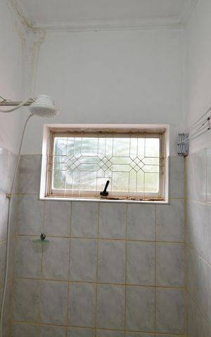 Casa à venda com 60m², 1 quarto e 8 vagasBanheiro
