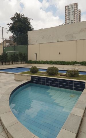 Apartamento para alugar com 110m², 3 quartos e 2 vagasÁrea comum - Piscina