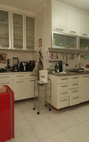 Apartamento para alugar com 110m², 3 quartos e 2 vagasCozinha