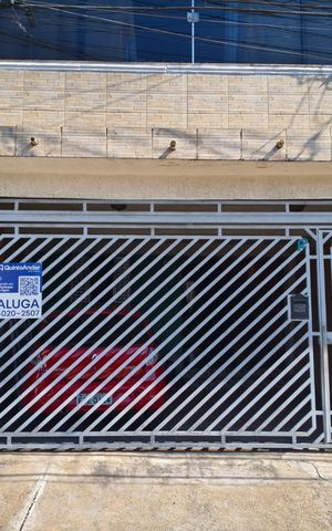 Casa para alugar com 35m², 1 quarto e sem vaga Casa para alugar com 35m², 1 quarto e sem vagaFachada