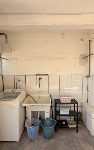 Casa à venda com 300m², 8 quartos e 2 vagasÁrea de Serviço - Casa 2
