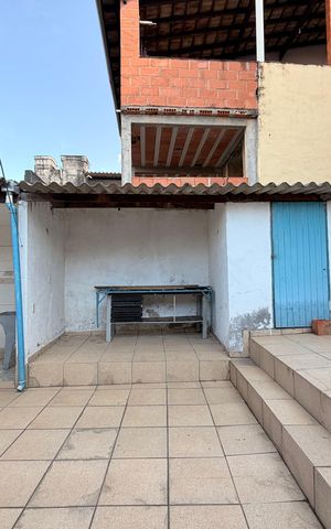 Casa à venda com 300m², 8 quartos e 2 vagasQuintal com área de serviço - Casa 3