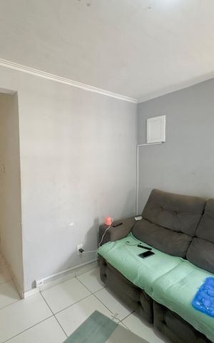 Casa à venda com 70m², 3 quartos e 1 vagaSala