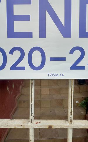 Casa à venda com 70m², 3 quartos e 1 vagaCódigo da placa TZWM-14