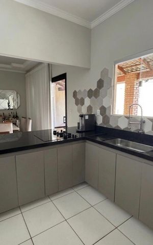 Casa para alugar com 140m², 4 quartos e 3 vagas Casa para alugar com 140m², 4 quartos e 3 vagasCozinha