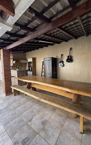 Casa para alugar com 140m², 4 quartos e 3 vagas Casa para alugar com 140m², 4 quartos e 3 vagasÁrea comum