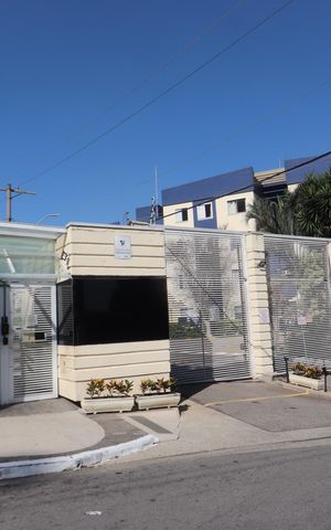 Apartamento à venda com 56m², 2 quartos e 1 vagaFachada