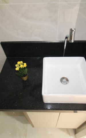 Apartamento para alugar com 37m², 2 quartos e sem vagaBanheiro