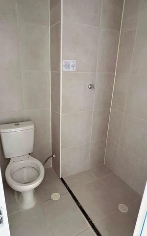 Apartamento à venda com 35m², 2 quartos e sem vaga Apartamento à venda com 35m², 2 quartos e sem vagaBanheiro