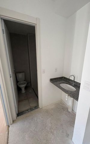 Apartamento à venda com 35m², 2 quartos e sem vaga Apartamento à venda com 35m², 2 quartos e sem vagaBanheiro