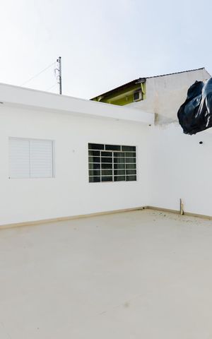Casa para alugar com 187m², 3 quartos e 4 vagasQuintal - Edícula