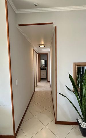 Apartamento à venda com 74m², 2 quartos e 1 vagaCorredor