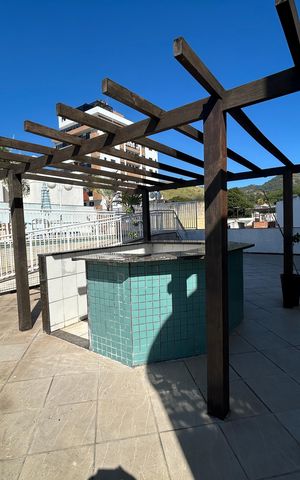 Apartamento à venda com 74m², 2 quartos e 1 vagaÁrea comum