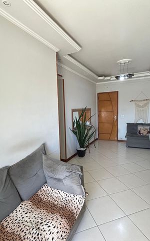 Apartamento à venda com 74m², 2 quartos e 1 vagaSala