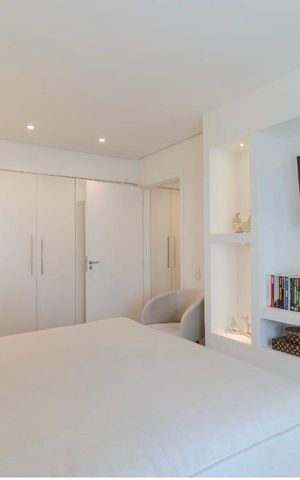Apartamento à venda com 131m², 2 quartos e 1 vaga Apartamento à venda com 131m², 2 quartos e 1 vagaQuarto