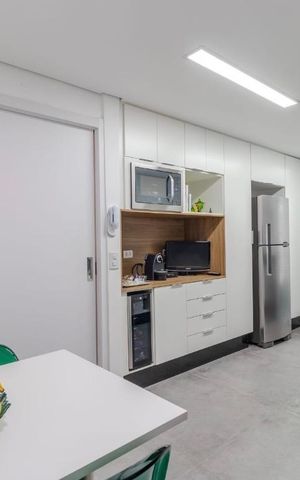 Apartamento à venda com 131m², 2 quartos e 1 vaga