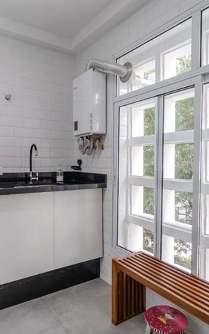 Apartamento à venda com 131m², 2 quartos e 1 vaga Apartamento à venda com 131m², 2 quartos e 1 vagaÁrea de serviço