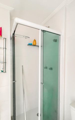 Apartamento à venda com 54m², 2 quartos e 1 vaga Apartamento à venda com 54m², 2 quartos e 1 vagaBanheiro da Suíte