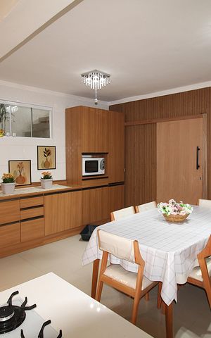 Casa à venda com 241m², 5 quartos e 2 vagasCozinha