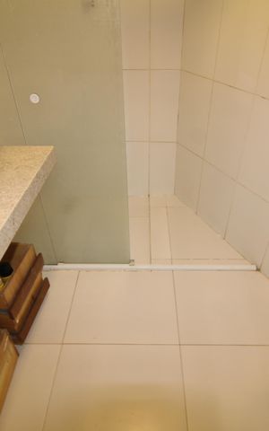 Casa à venda com 241m², 5 quartos e 2 vagasBanheiro 